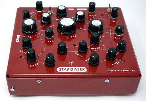 Limited Edition Red Moffenzeef Stargazer